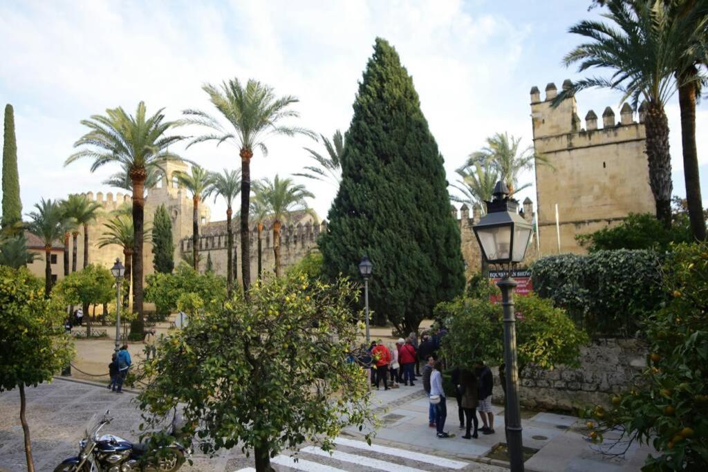 Calle San Basilio - Patios. Aparcamiento Gratis Apartment Cordoba Exterior photo